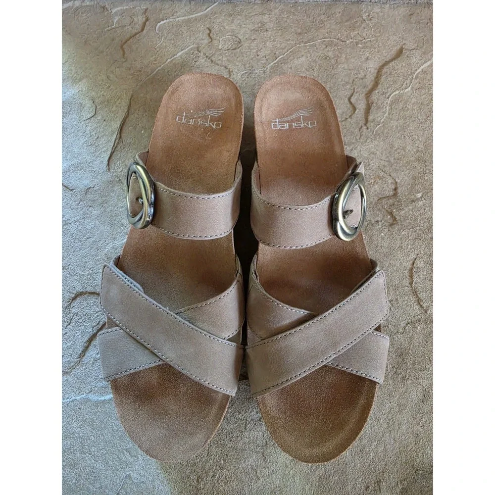 Dansko Susie Sandals Taupe Milled Nubuck Leather Wedge Cork Sz 40/US‎ 9.5-10